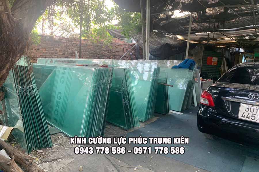 kính cường lực là gì